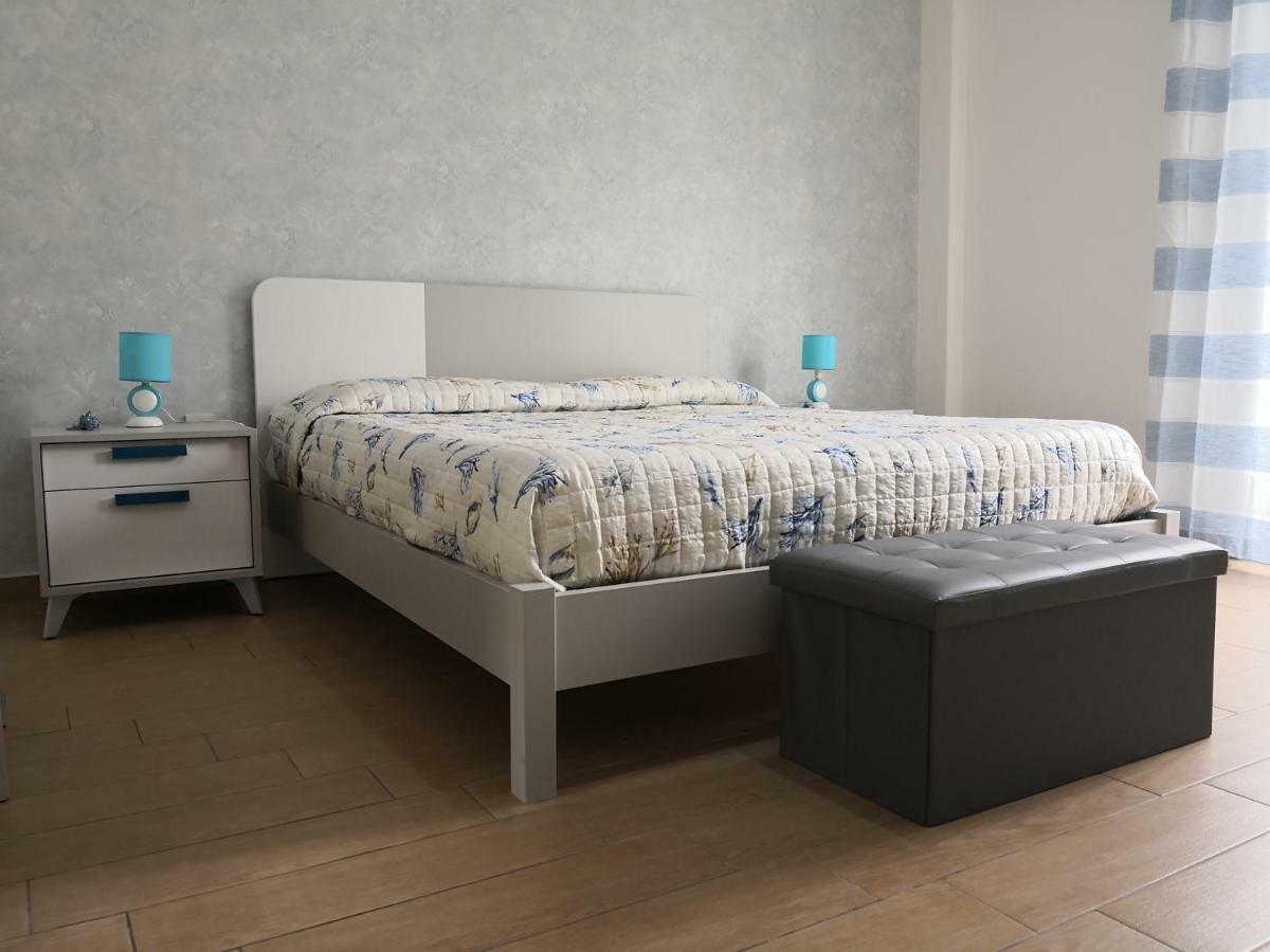 Appartamento Corso Italia 83 Taranto Esterno foto